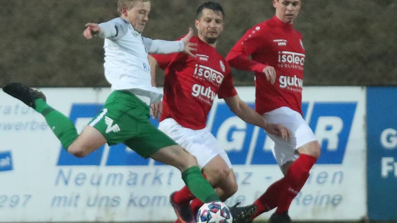 David Schörghofer (l.) bekommt mit Adil Alic (Mitte) einen neuen Teamkollegen. 