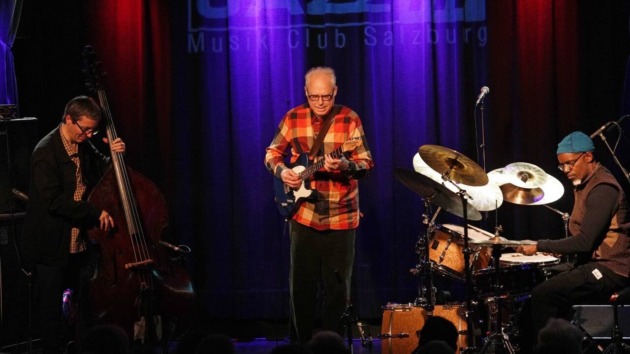 Thomas Morgan, Bill Frisell und Rudy Royston 