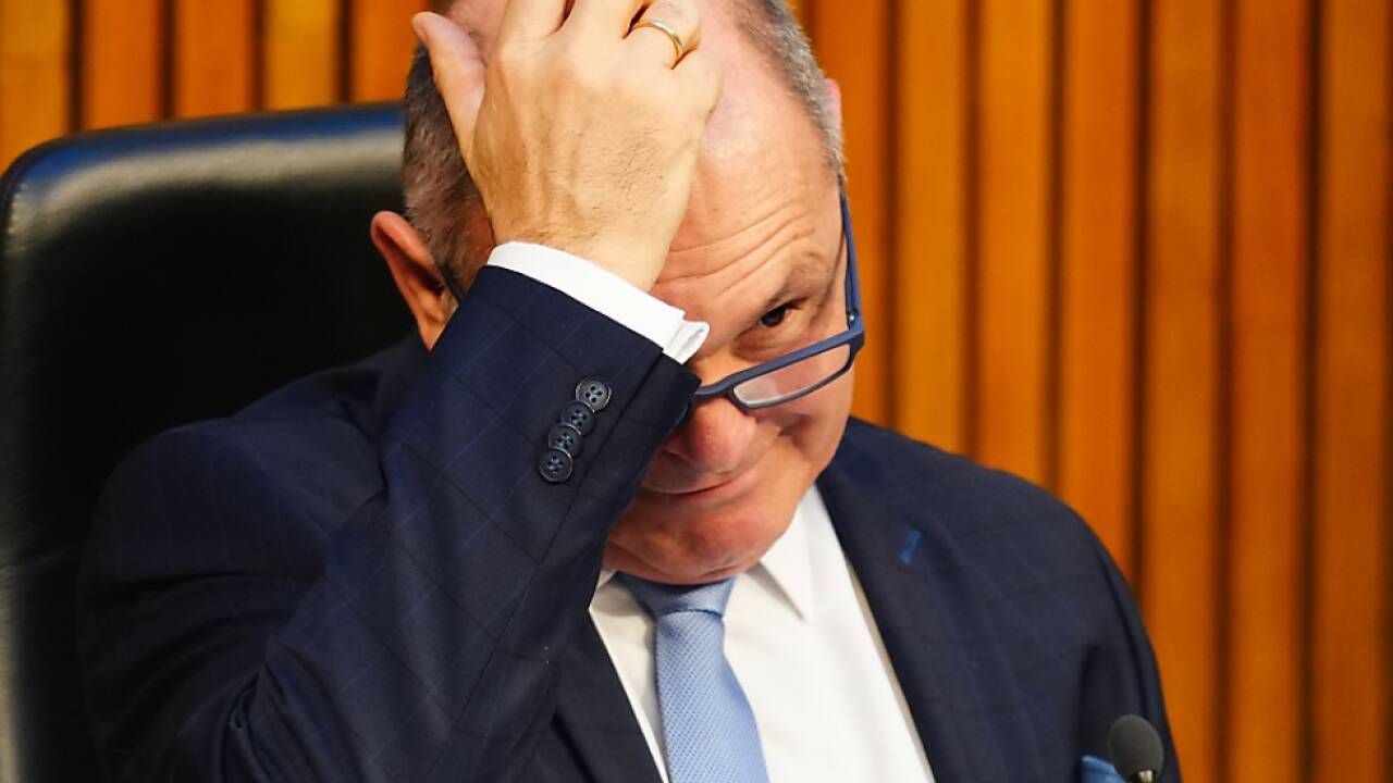 Sobotka bleibt unter Druck 