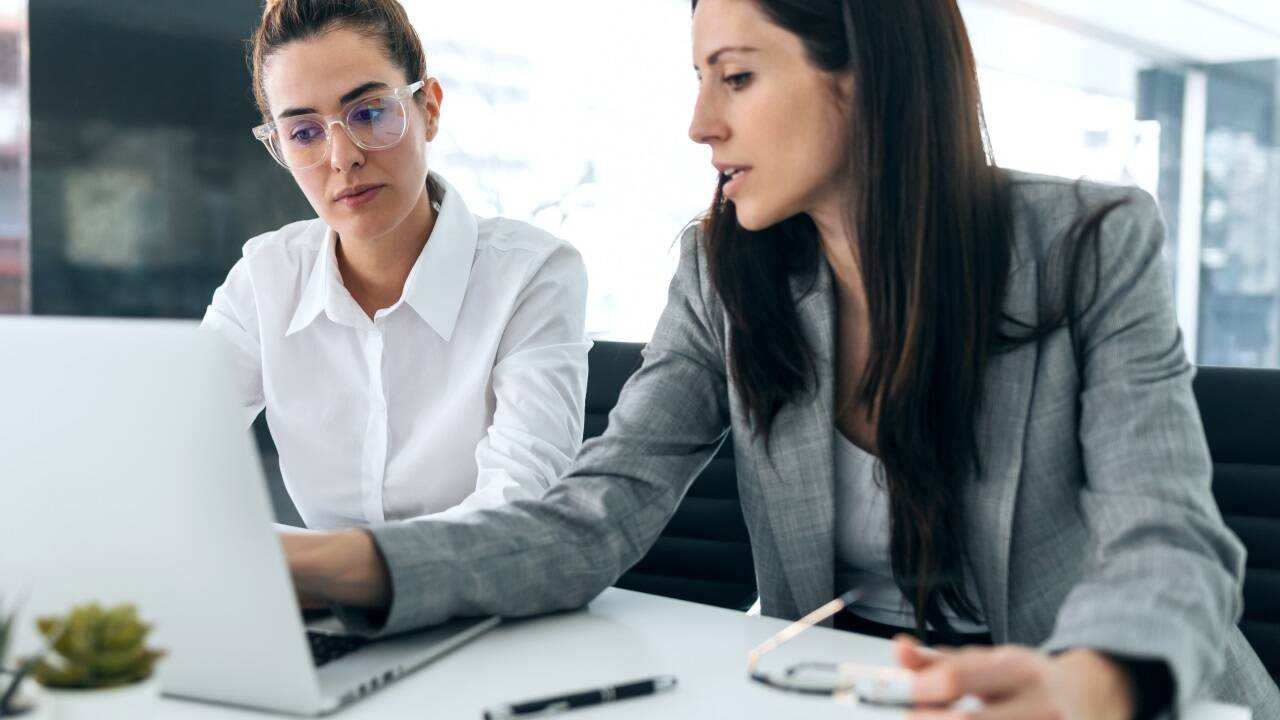 Beratung in jeder Lebenslage erhalten Frauen im ganzen Bundesland bei Frau und Arbeit. 