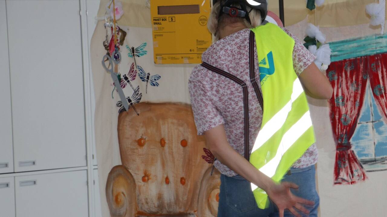 Ursula Teurezbacher begeisterte die Kinder im Koko–Kindergarten „Forelle“ in Salzburg als Clownin Rosi.  