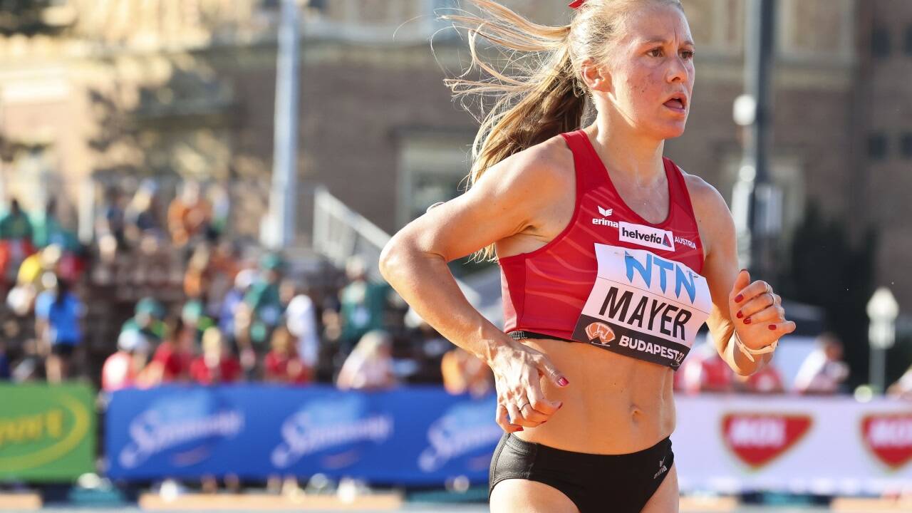 Julia Mayer.  