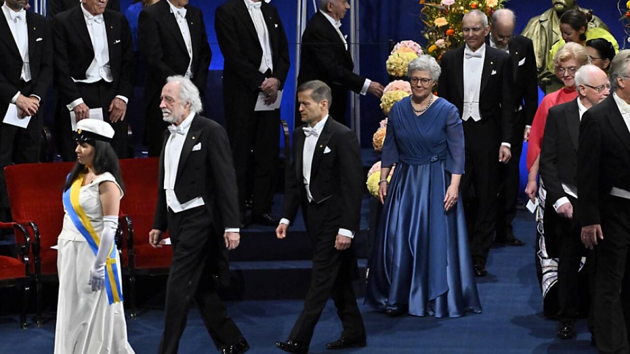 Ferenc Krausz (3.v.l.) bei der Nobelpreiszeremonie 