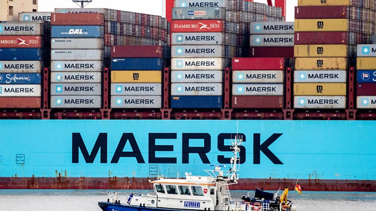 Containerriese meidet Rotes Meer nach Beschuss (Symbolbild) 