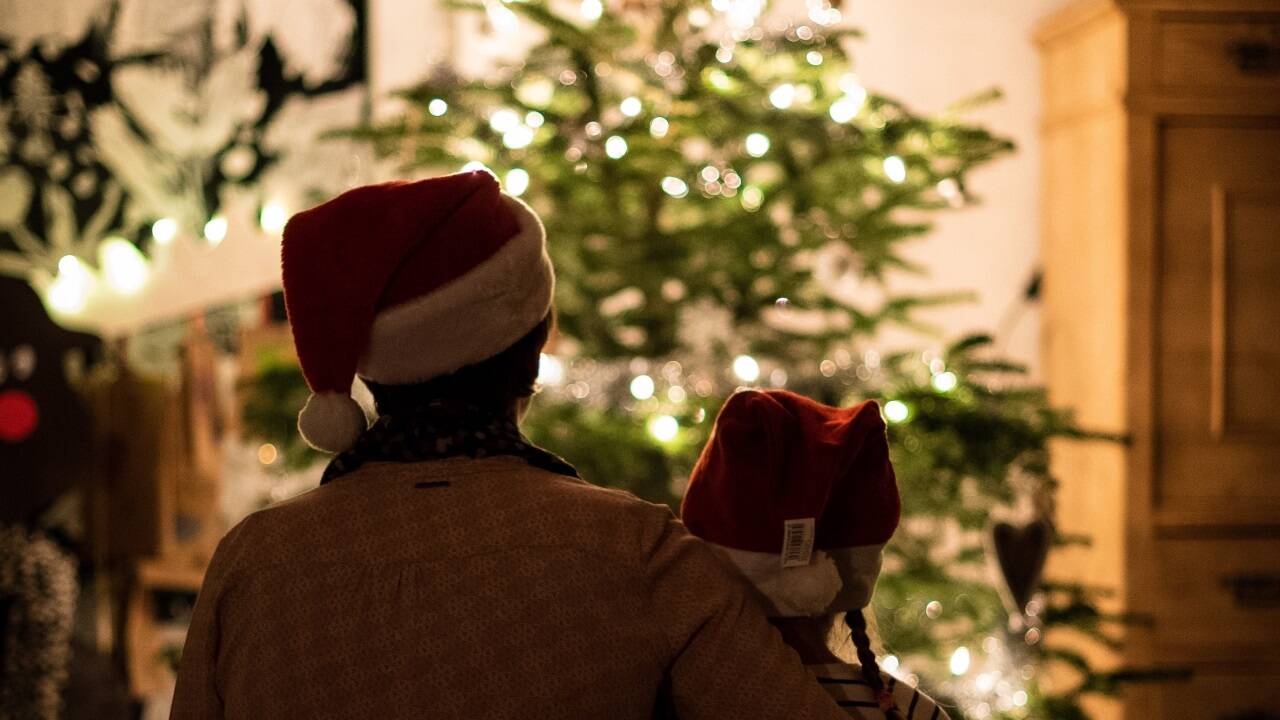 Weihnachten kann das schönste Familienfest sein, aber auch Schmerz und Sorgen mit sich bringen. Weihnachten kann das schönste Familienfest sein, aber auch Schmerz und Sorgen mit sich bringen.