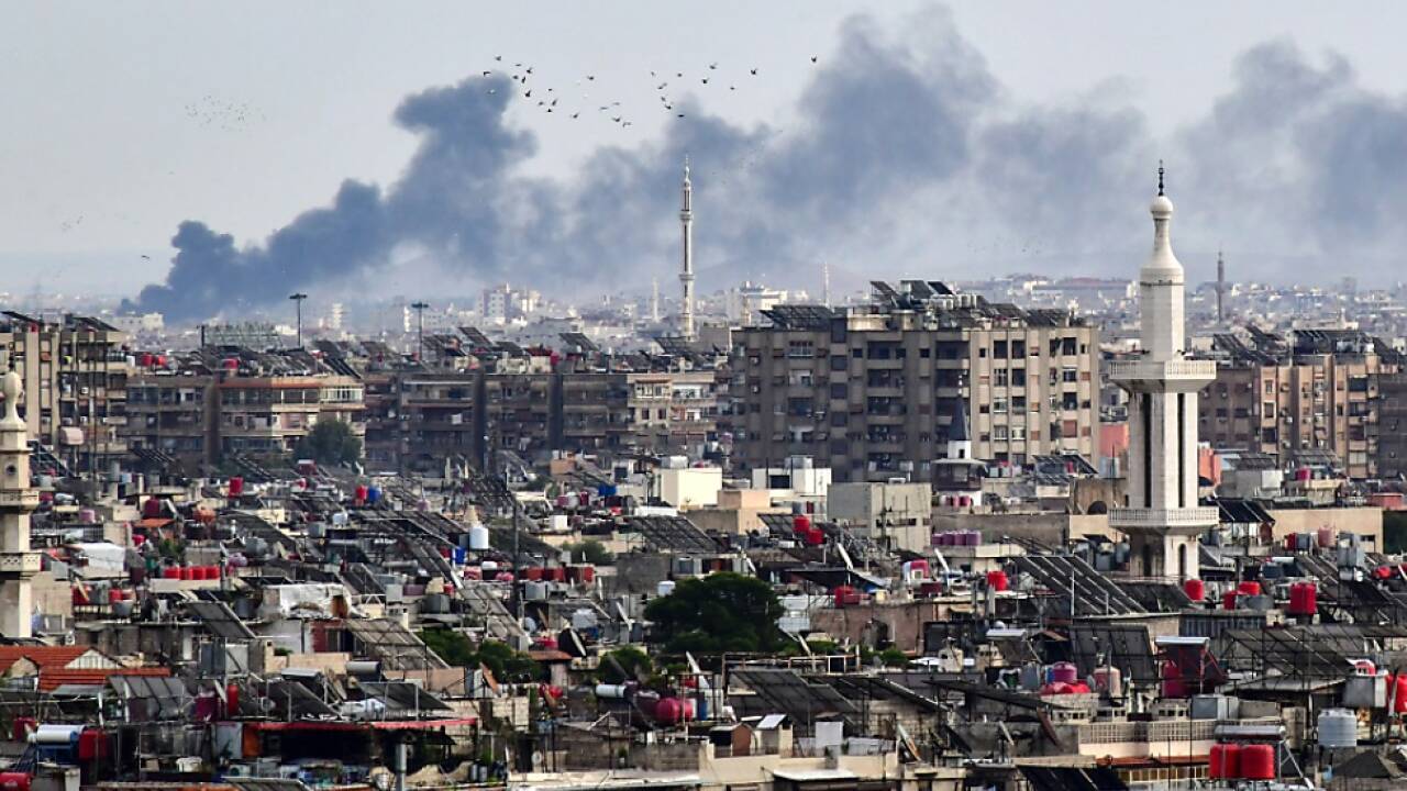 Rauch nach israelischem Luftangriff in Syrien (Themenbild) 