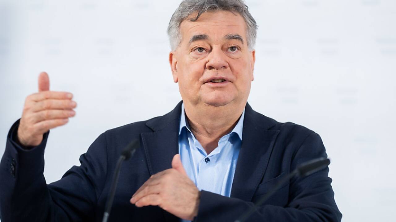Kulturminister Werner Kogler will den Denkmalschutz zukunftsfit machen 