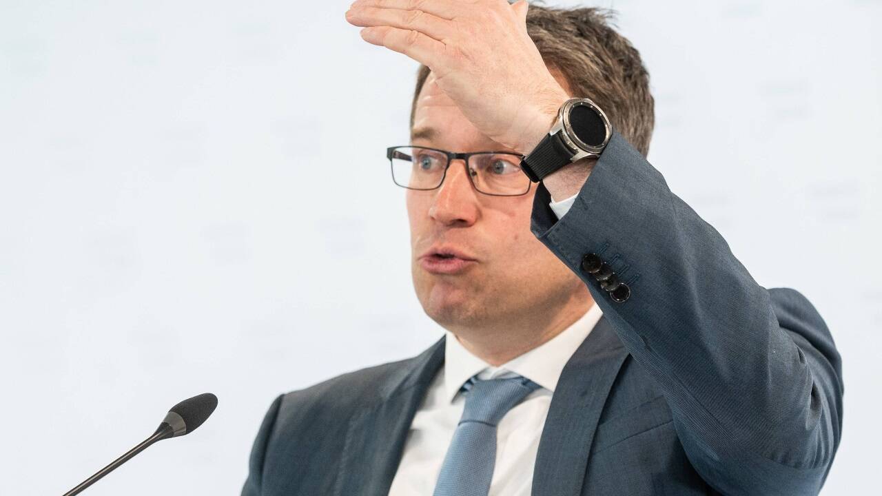 AMS-Chef Johannes Kopf preist neue Technologien im Arbeitsmarktservice mit Superlativen an.  