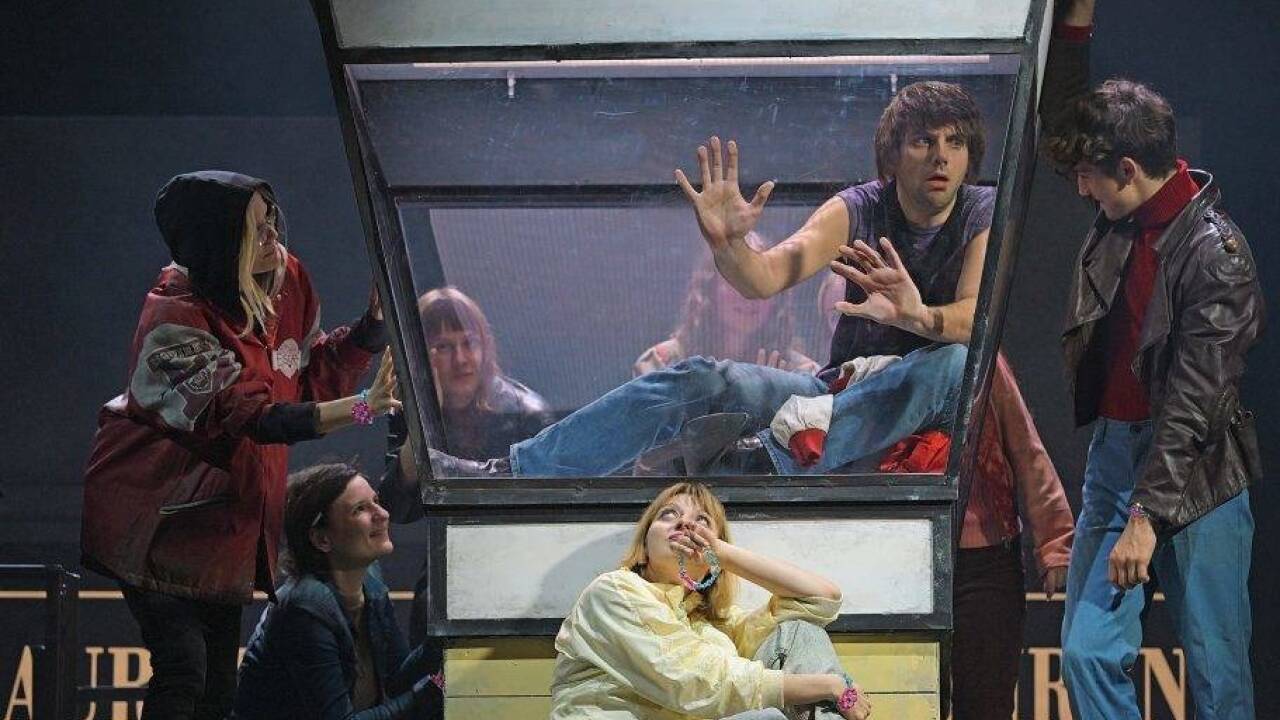 Szene in „Schlaflos“ in Grazer Oper 
