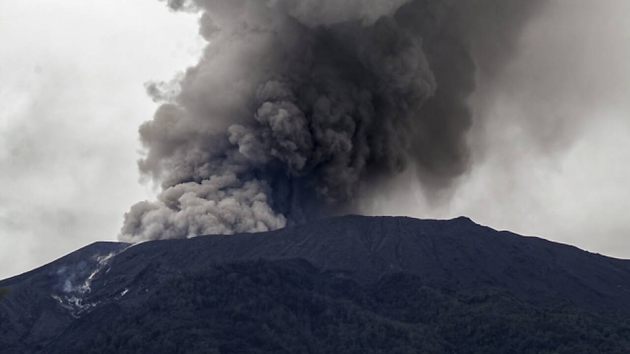 Rauch am Mount Marapi (Symbolbild) 
