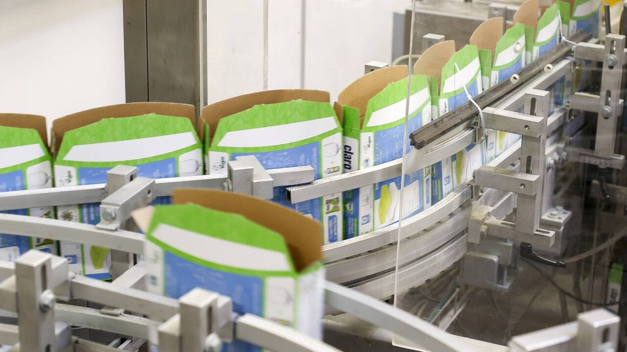 Die Produktion der Geschirrspültabs steht am Freitag still. Der Ausstoß ist dennoch gestiegen. Die Produktion der Geschirrspültabs steht am Freitag still. Der Ausstoß ist dennoch gestiegen.