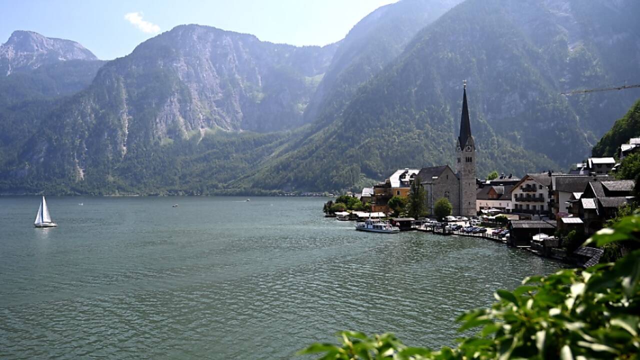 Das pittoreske Hallstatt kämpft zunehmend mit Touristenmassen 