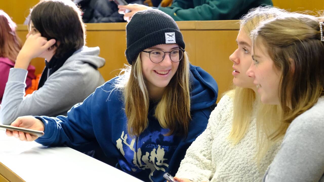Salzburger Schülerinnen und Schüler zu Gast an der Naturwissenschaftlichen Fakultät der Universität Salzburg.  
