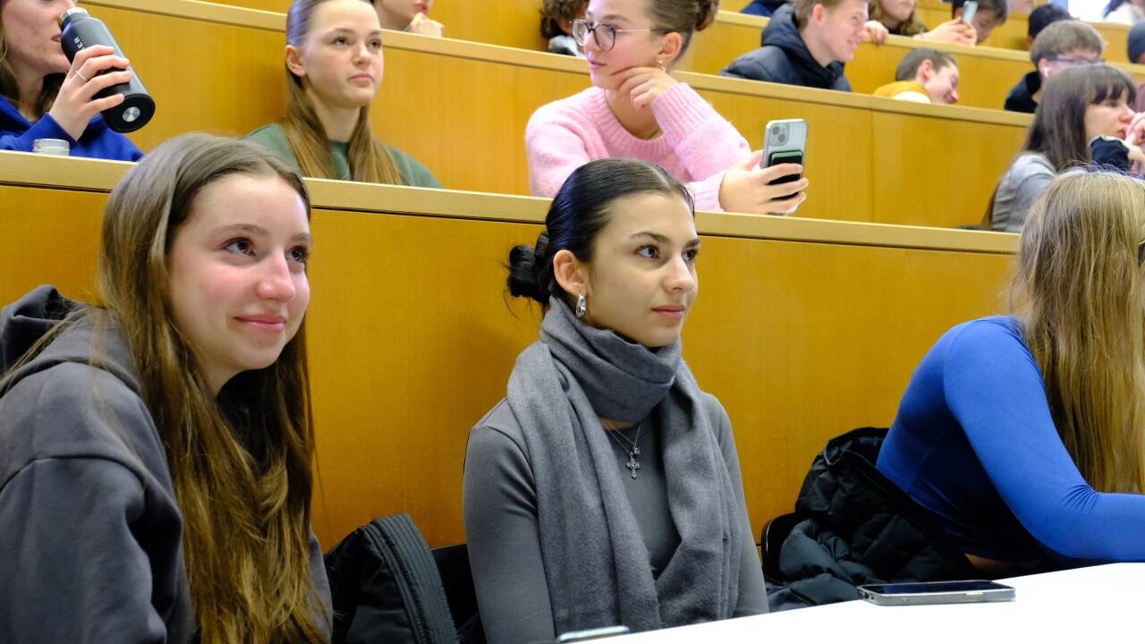 Salzburger Schülerinnen und Schüler zu Gast an der Naturwissenschaftlichen Fakultät der Universität Salzburg.  