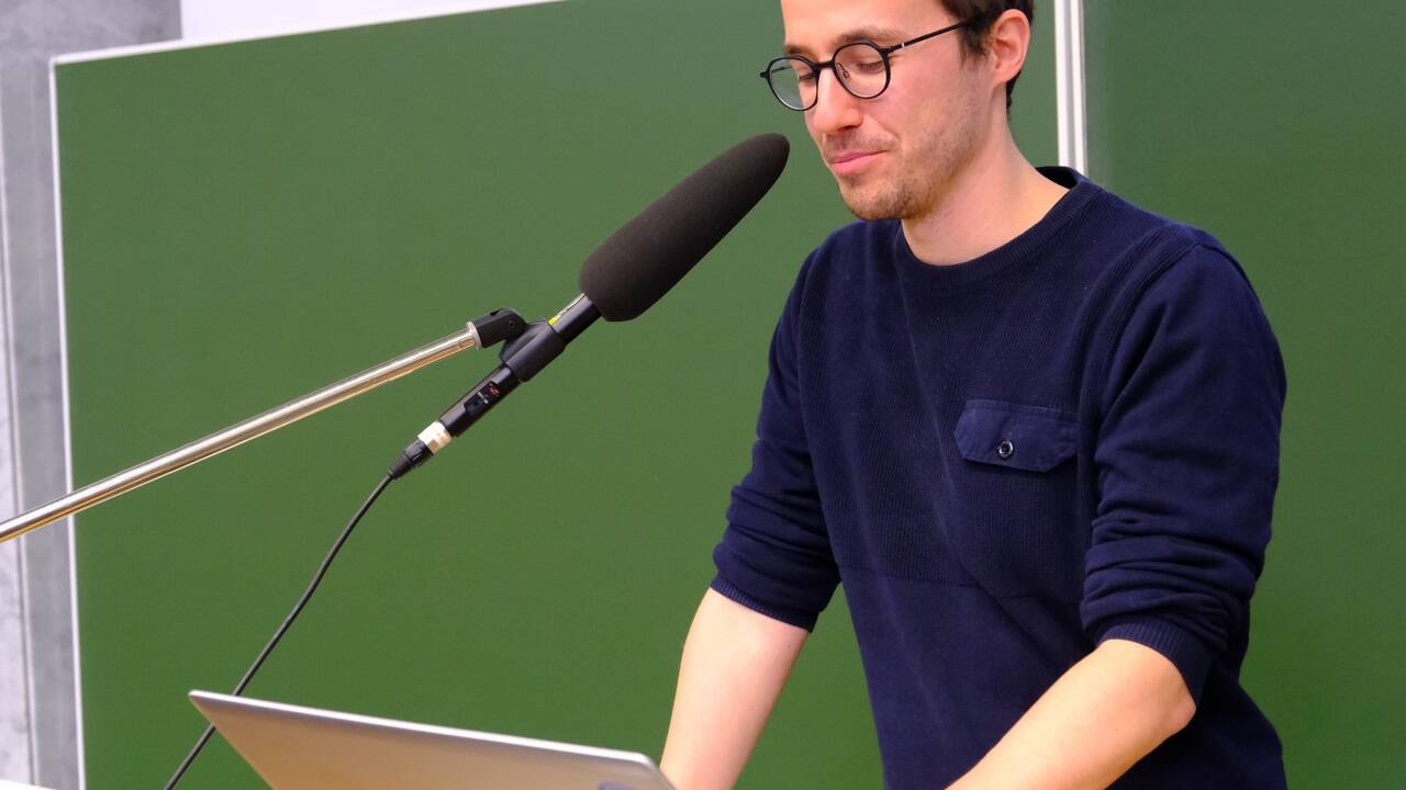 Doktorand Christoph Bamberg. 