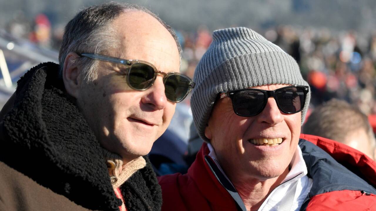 Ex-Formel-1-Pilot Gerhard Berger trifft Ex-Skirennfahrer Harti Weirather. 