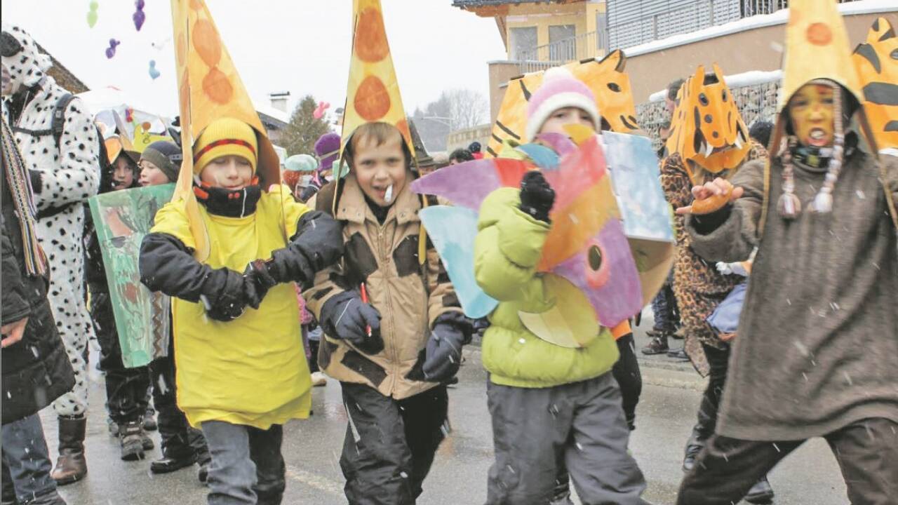 Bereits in der Vergangenheit sorgte Pfarrwerfen für ein frohes Faschingsfest für Klein und Groß. 