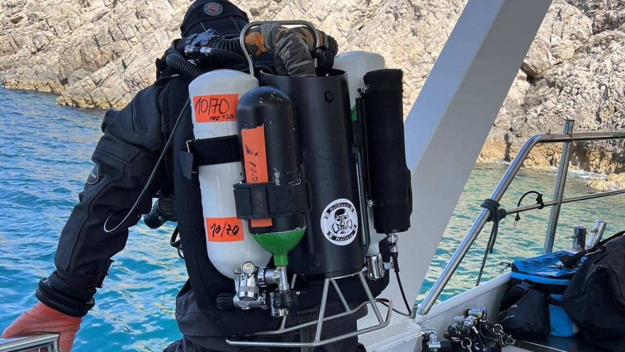 Vor einem Tauchgang.   Vor einem Tauchgang.