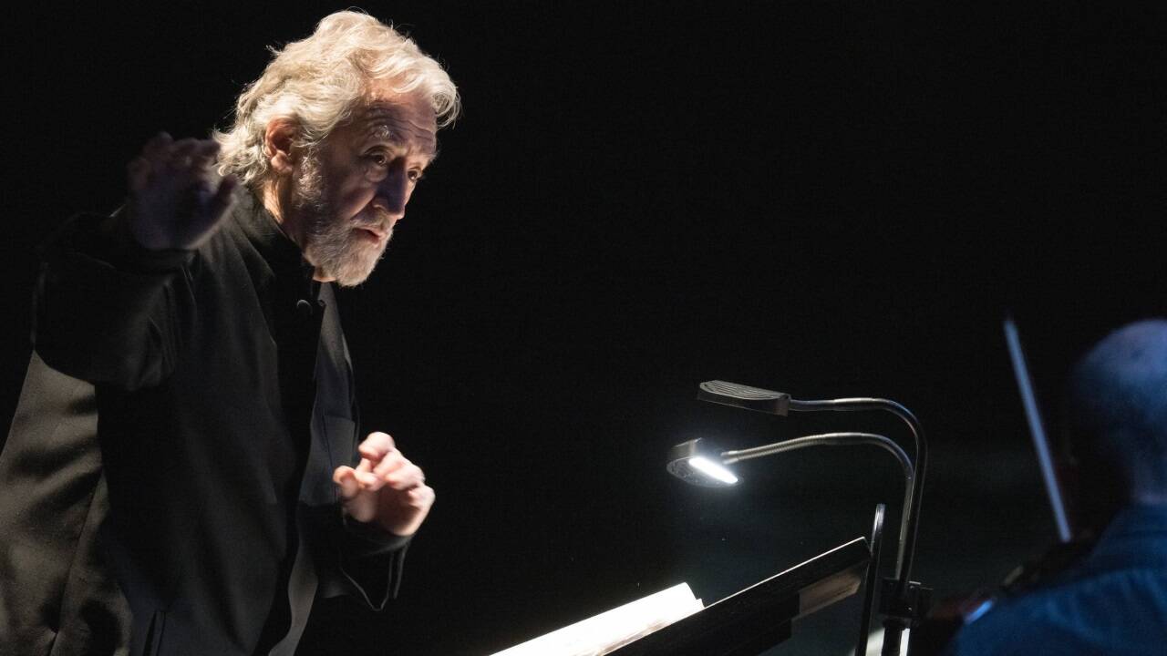 Dirigent Jordi Savall. 