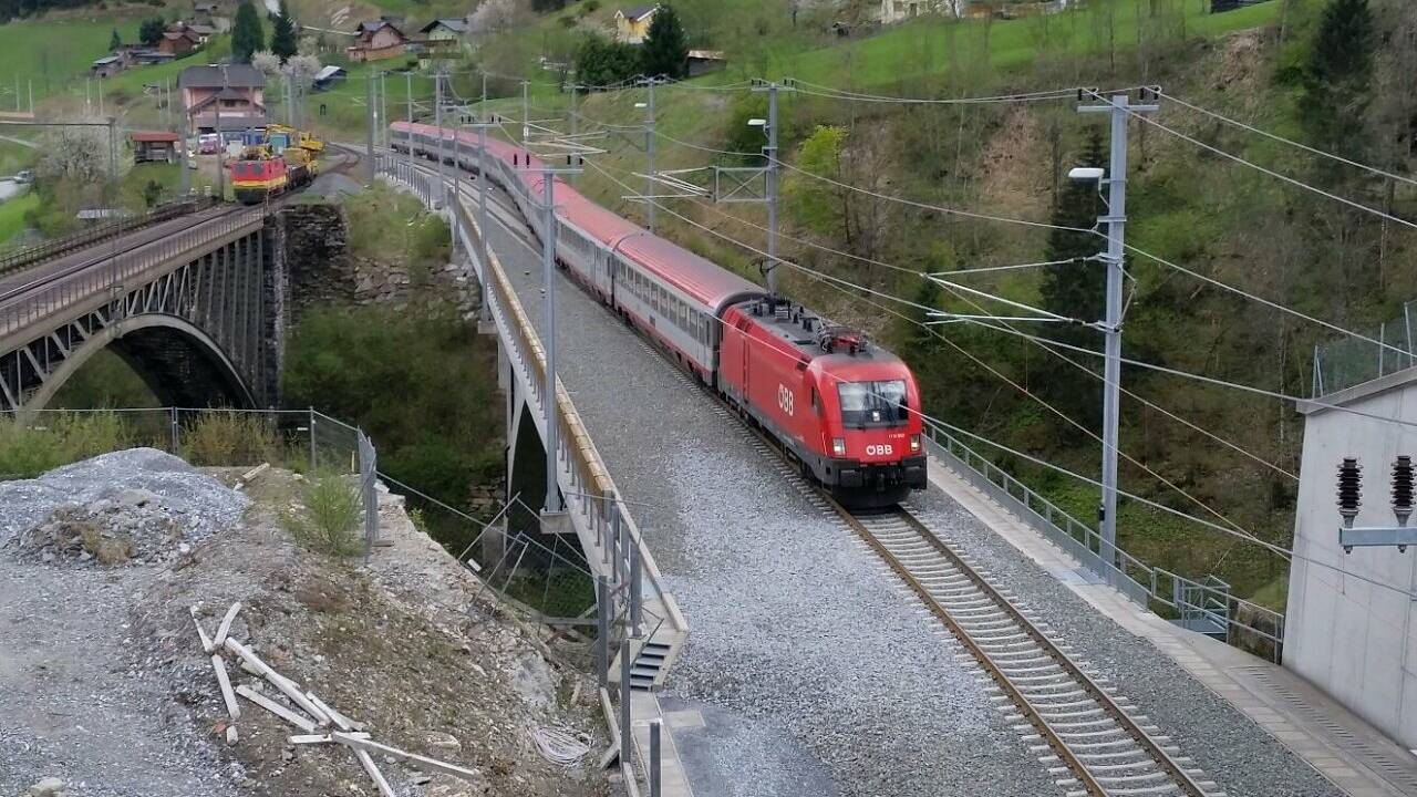 Premiere in Gastein: Die neue Eisenbahnbrücke ist in Betrieb
