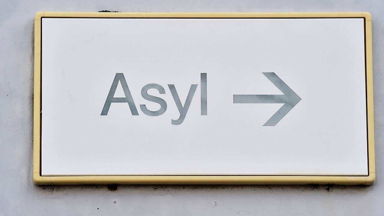 Kartensystem soll weniger Asylwerber bringen 
