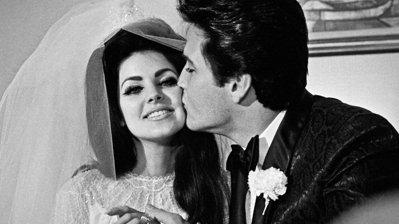 Die Ex-Gattin von Elvis Presley kommt zum Opernball 2024 an Lugners Seite. 
