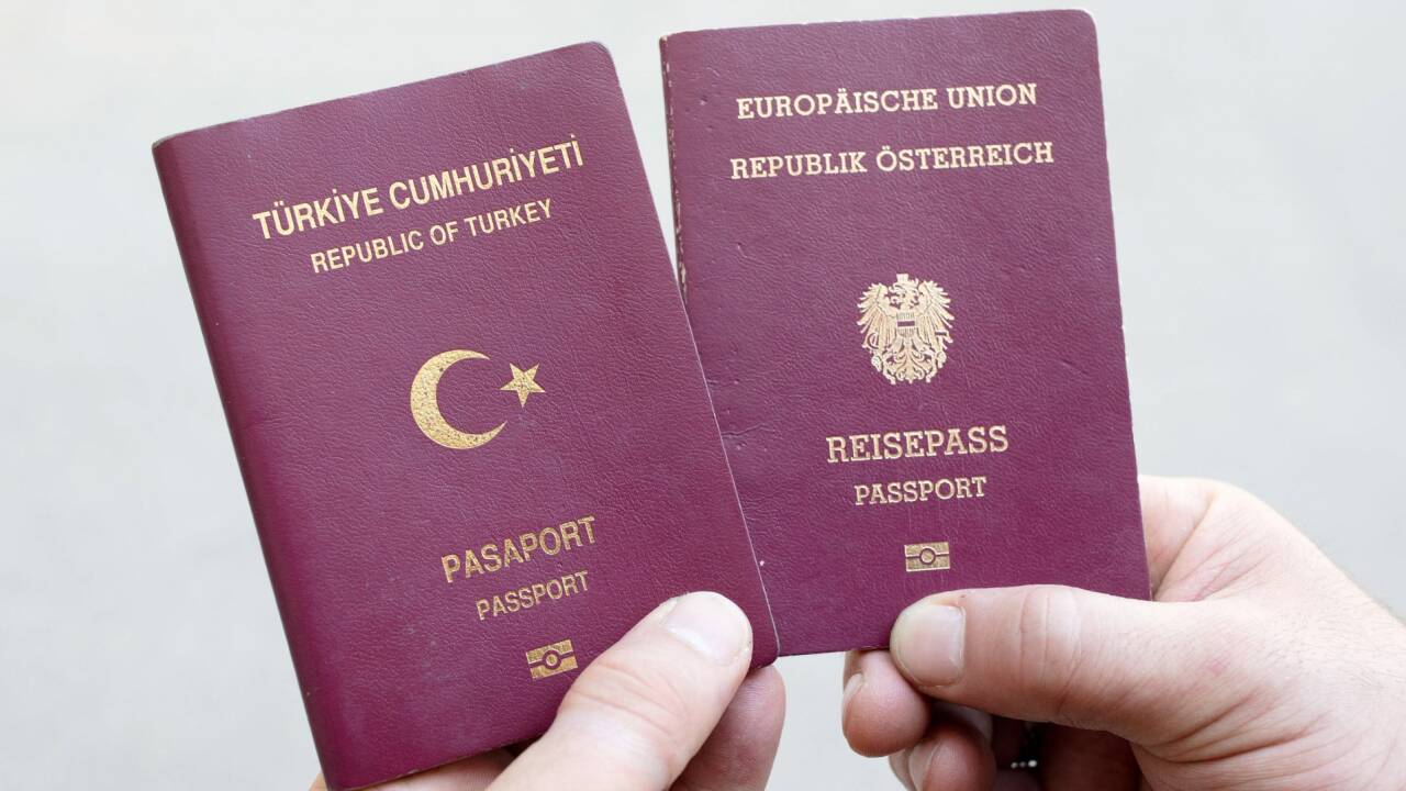 Die Sisyphos-Arbeit beim Aufspüren illegaler Doppelstaatsbürgerschaften beginnt erst. 