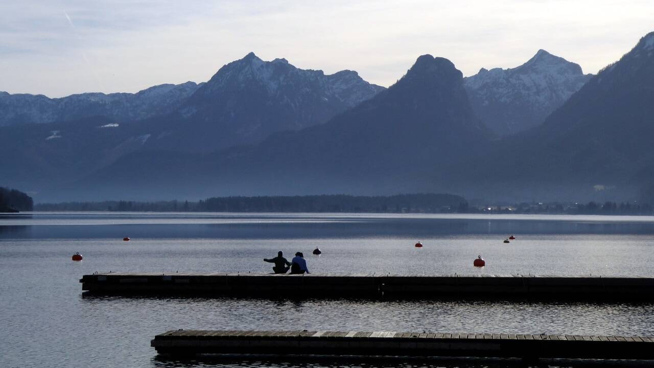 Das Ochsenkreuz mit Blick Richtung St. Gilgen am Wolfgangsee. 