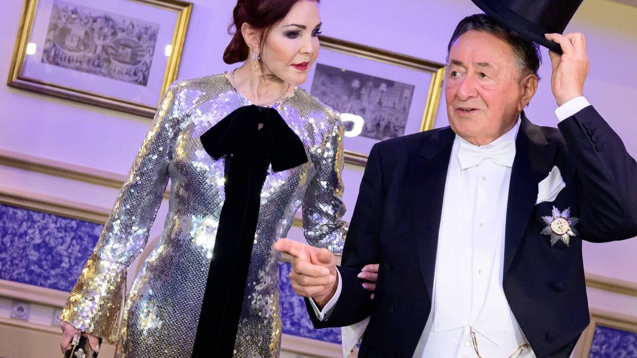 Baulöwe Richard Lugner mit seinem Stargast Priscilla Presley. 