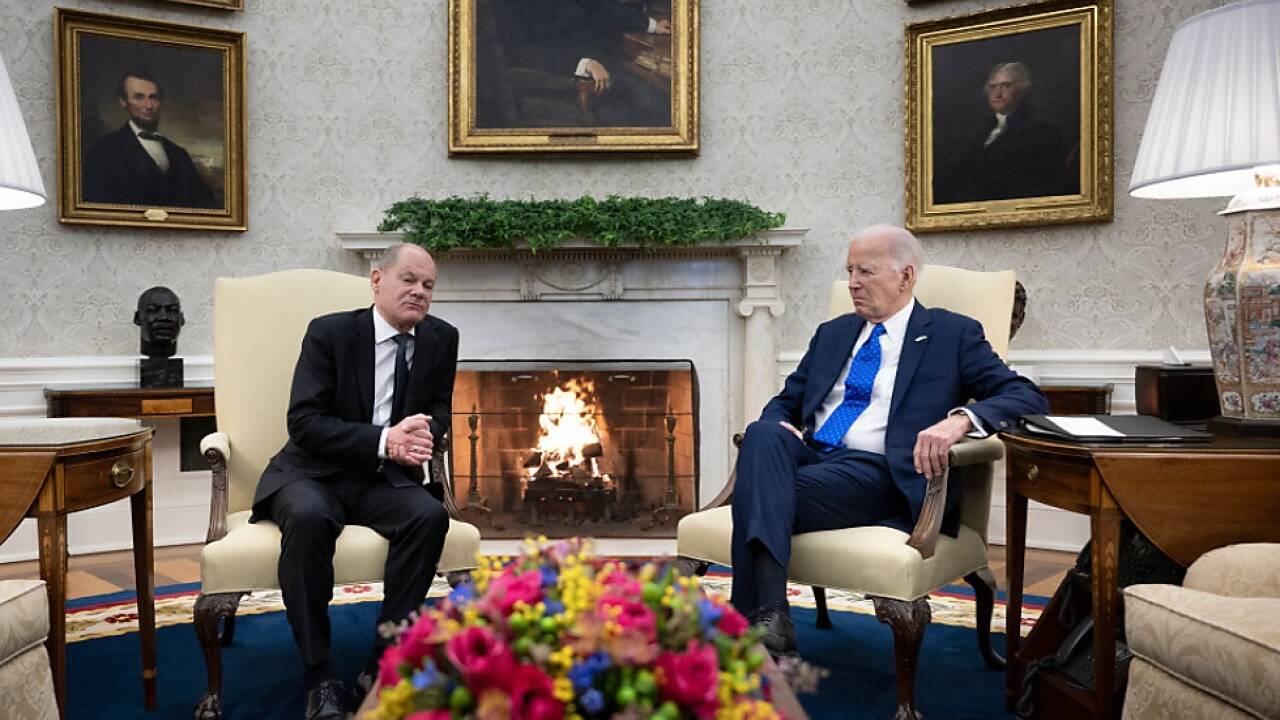 Scholz und Biden in Ukraine-Politik einig 