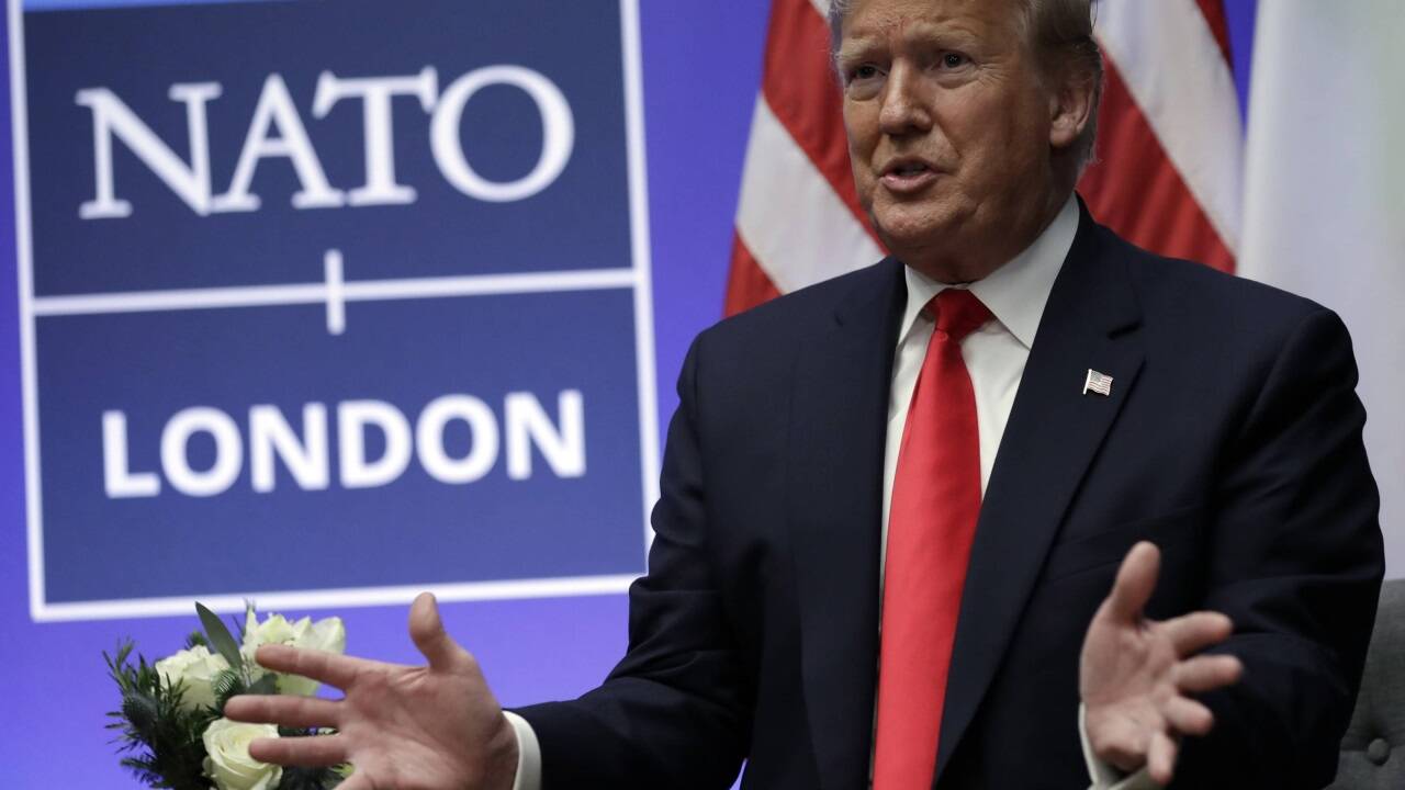 Der ehemalige US-Präsident Donald Trump macht wieder mit Drohungen Richtung der europäischen Nato-Partner Schlagzeilen. 