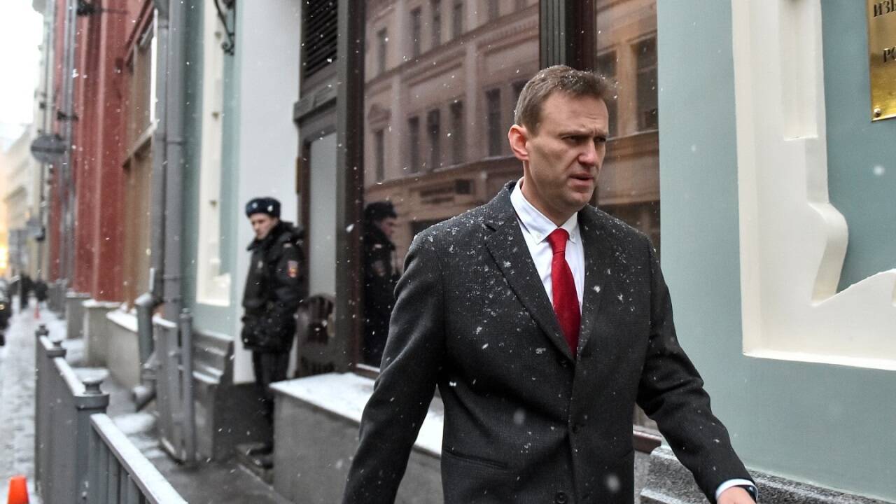 Die Vorwürfe reichen von Betrug bis hin zu Extremismus.  