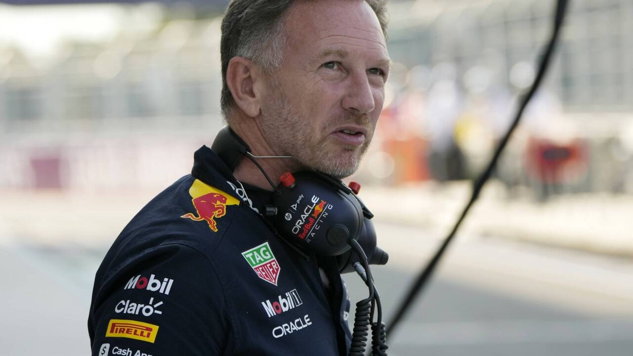 Christian Horner will seinen Posten als Teamchef bei Red Bull Racing nicht räumen. Christian Horner will seinen Posten als Teamchef bei Red Bull Racing nicht räumen.
