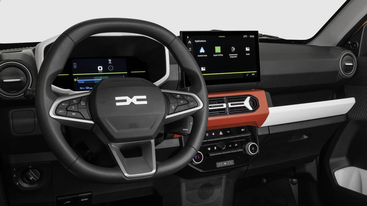 Völlig neu: optisch und haptisch wurde der Innenraum komplett überarbeitet.  Völlig neu: optisch und haptisch wurde der Innenraum komplett überarbeitet.