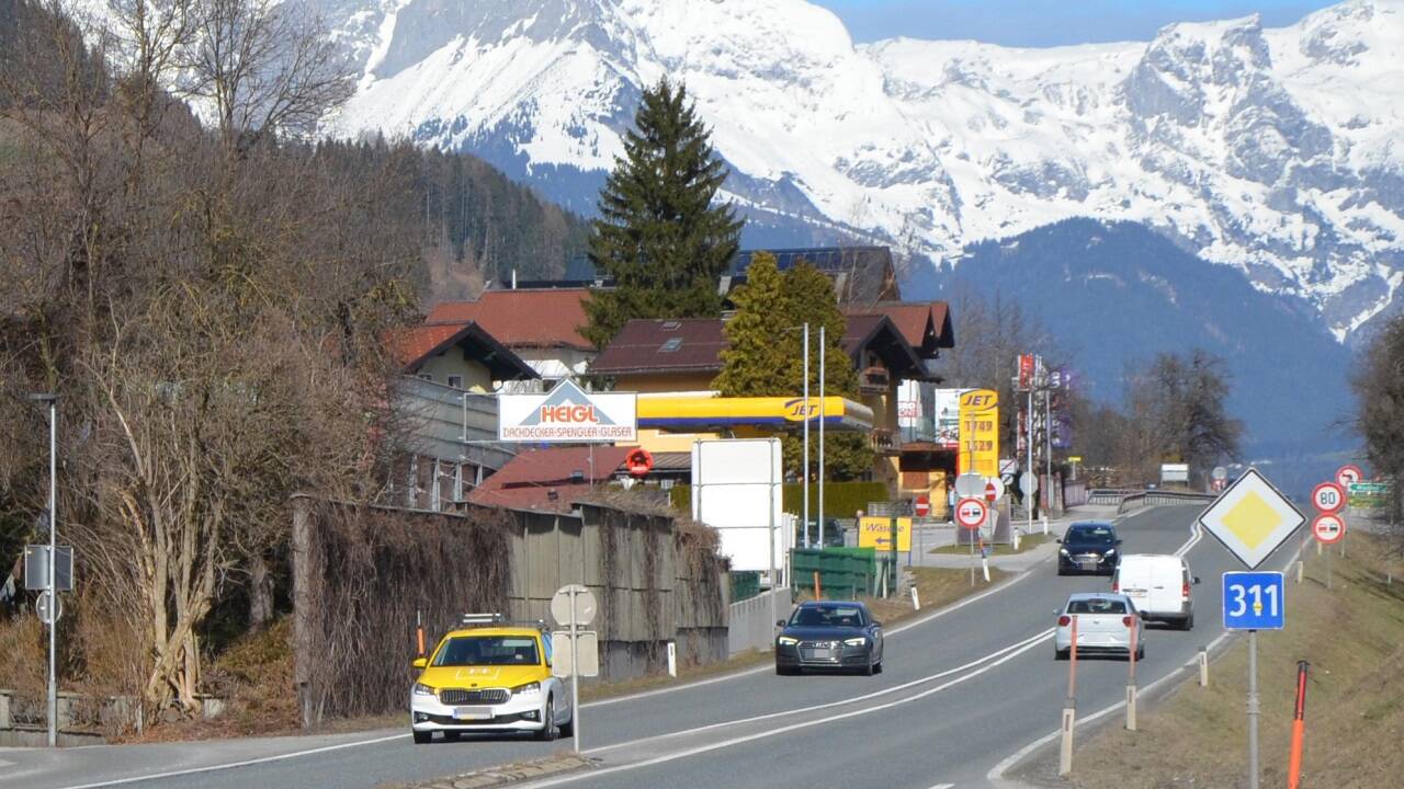 Die Anrainer der B311 sind stark vom Lärm belastet.  