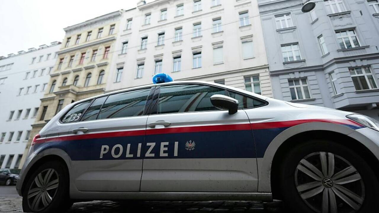 Mutter (51) und Tochter (13) getötet aufgefunden 