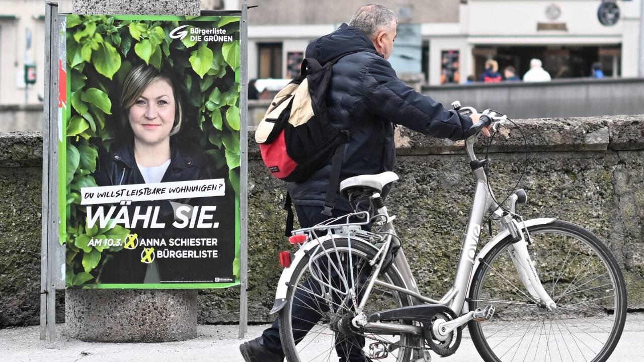 In der Landeshauptstadt ist der Wahlkampf nicht zu übersehen.  