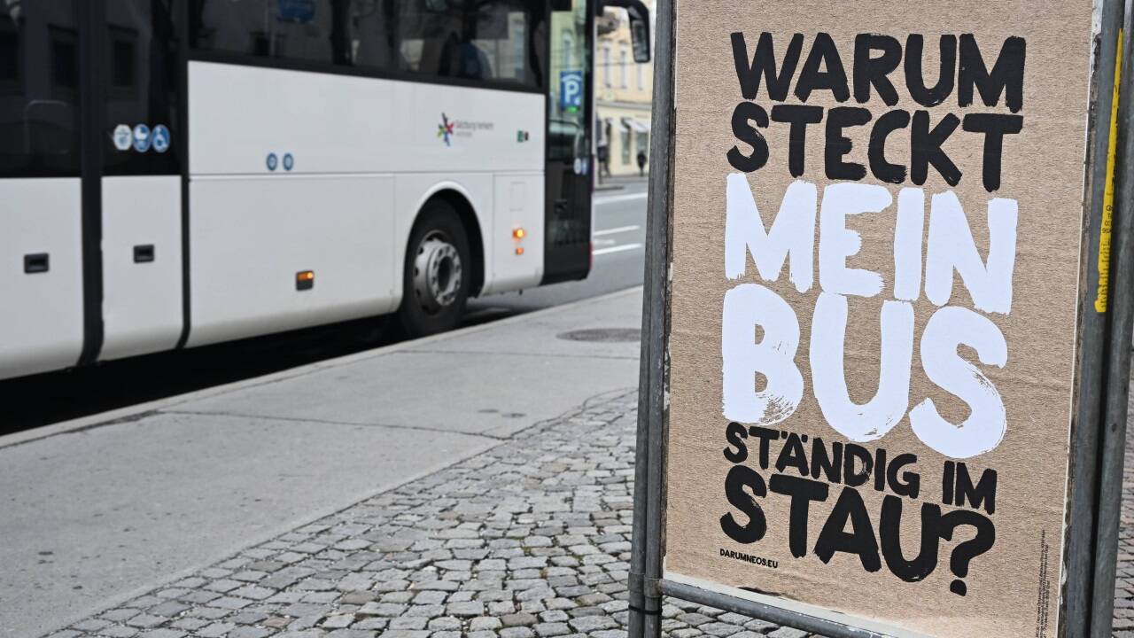 In der Landeshauptstadt ist der Wahlkampf nicht zu übersehen.  