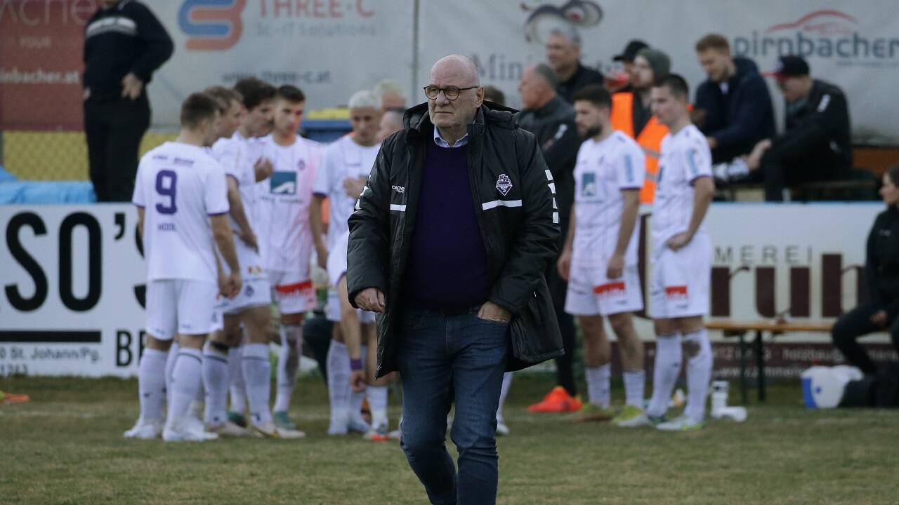 Präsident Claus Salzmann will Austria Salzburg in die 2. Liga führen.  