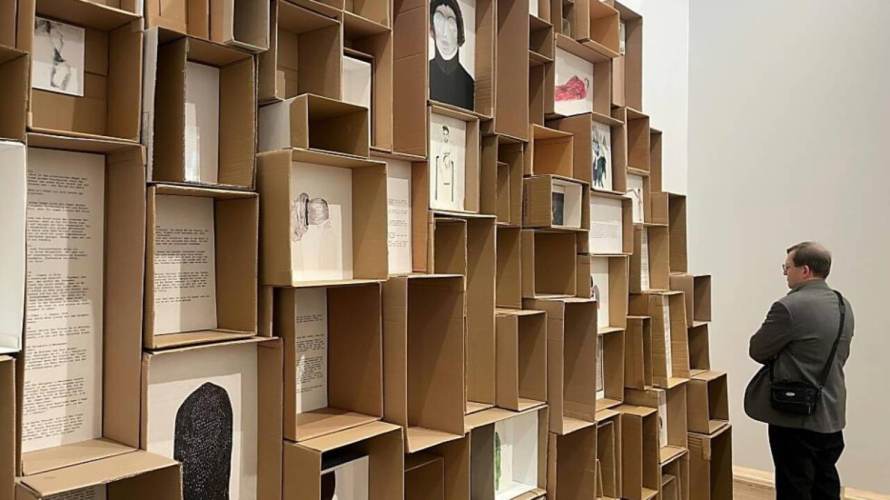 Im Künstlerhaus: Verschachtelte Installation von Viktoria Tremmel 