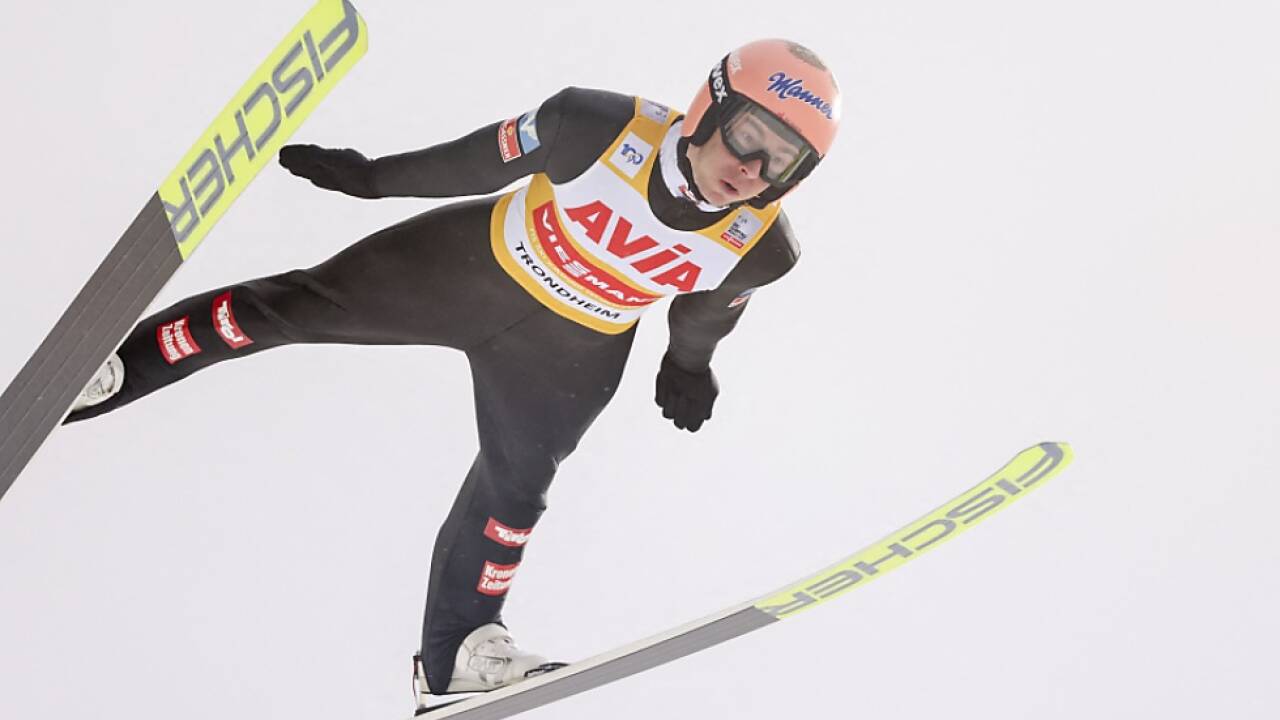 Kraft triumphiert in Vikersund und ist Gesamtweltcupsieger 