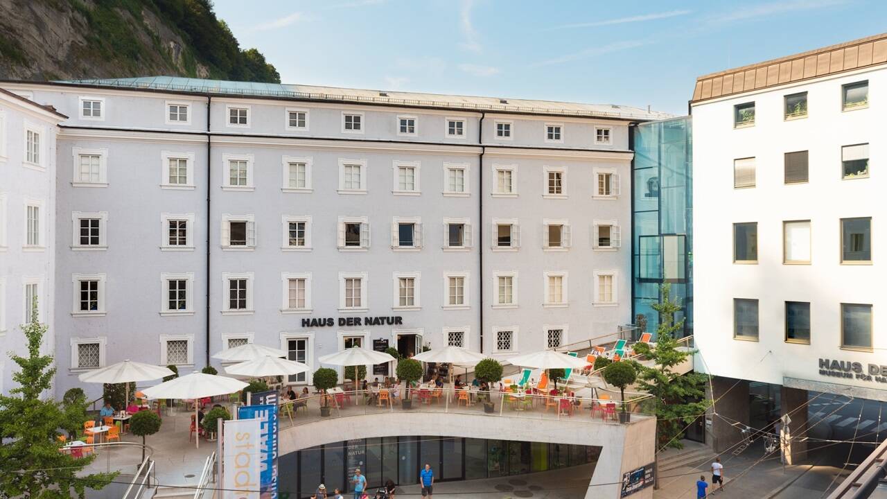 Derzeit geschlossen: Stadtcafé samt Terrasse. Derzeit geschlossen: Stadtcafé samt Terrasse.