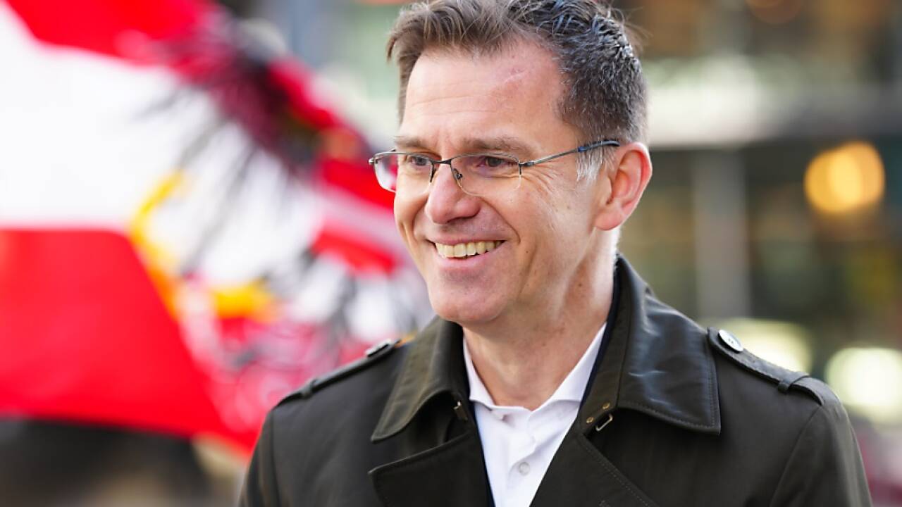 Ex-BZÖ-Mann Ebner will raus aus der EU Ex-BZÖ-Mann Ebner will raus aus der EU