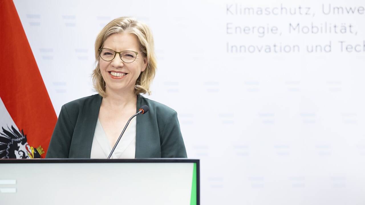 Freude über sinkende CO2-Emissionen bei Umweltministerin Gewessler 