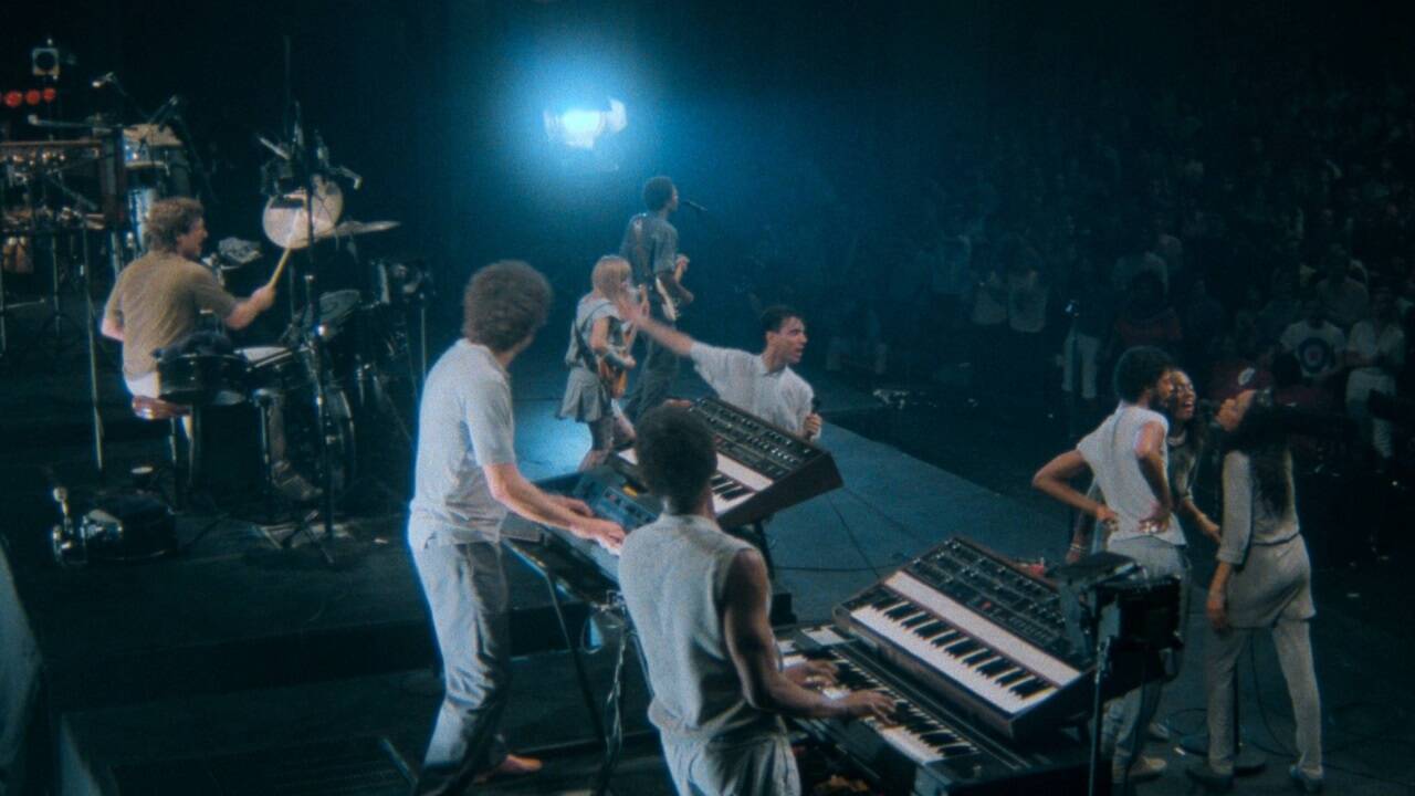 Bilder zum Film „Stop Making Sense“. 