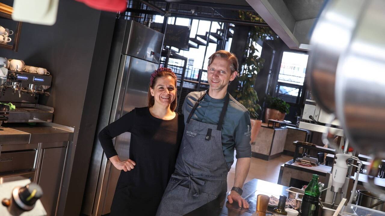 Sophia Walch und Christian Rescher betreiben das Bistro 16 im Handelszentrum 16 in Bergheim. Sophia Walch und Christian Rescher betreiben das Bistro 16 im Handelszentrum 16 in Bergheim.