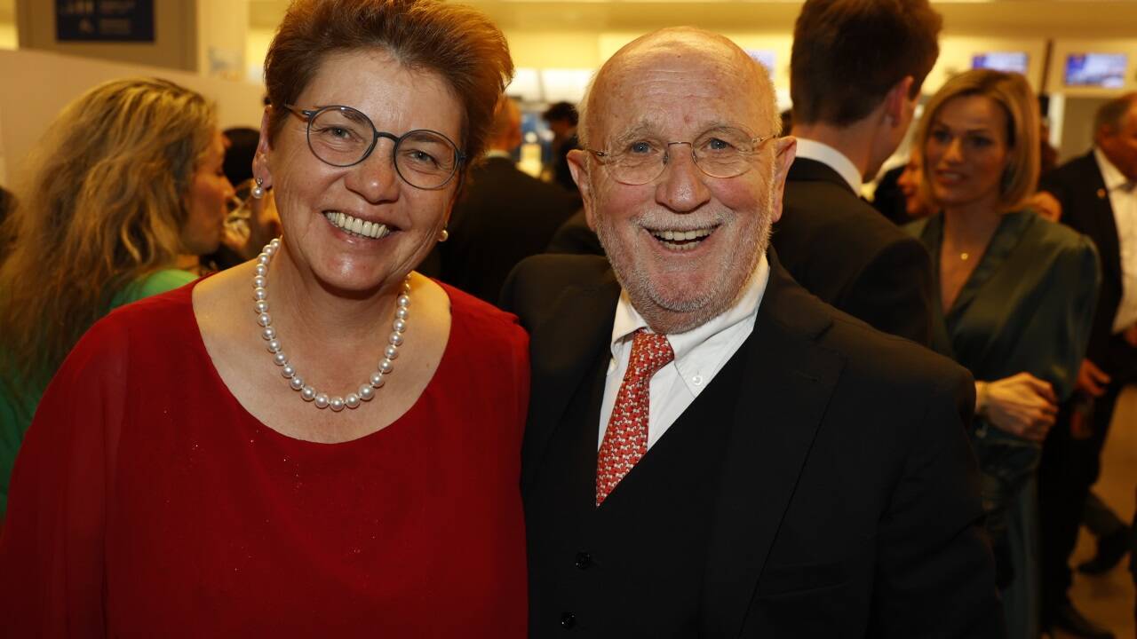 Die ehemalige Weltklassetennisspielerin und Jurymitglied Judith Floimair mit Roland Floimair. 
