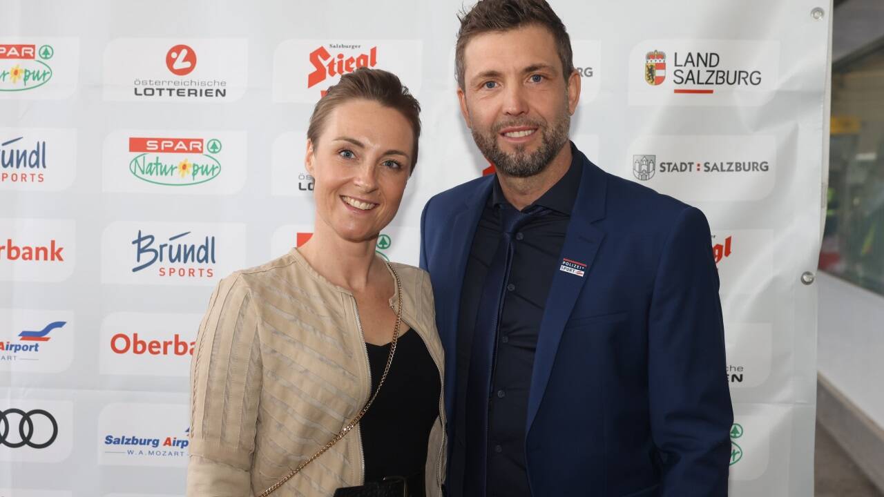 Snowboarder Andreas Prommegger, der 2023 WM-Gold im Parallelslalom holte, mit Gattin Susanne. 