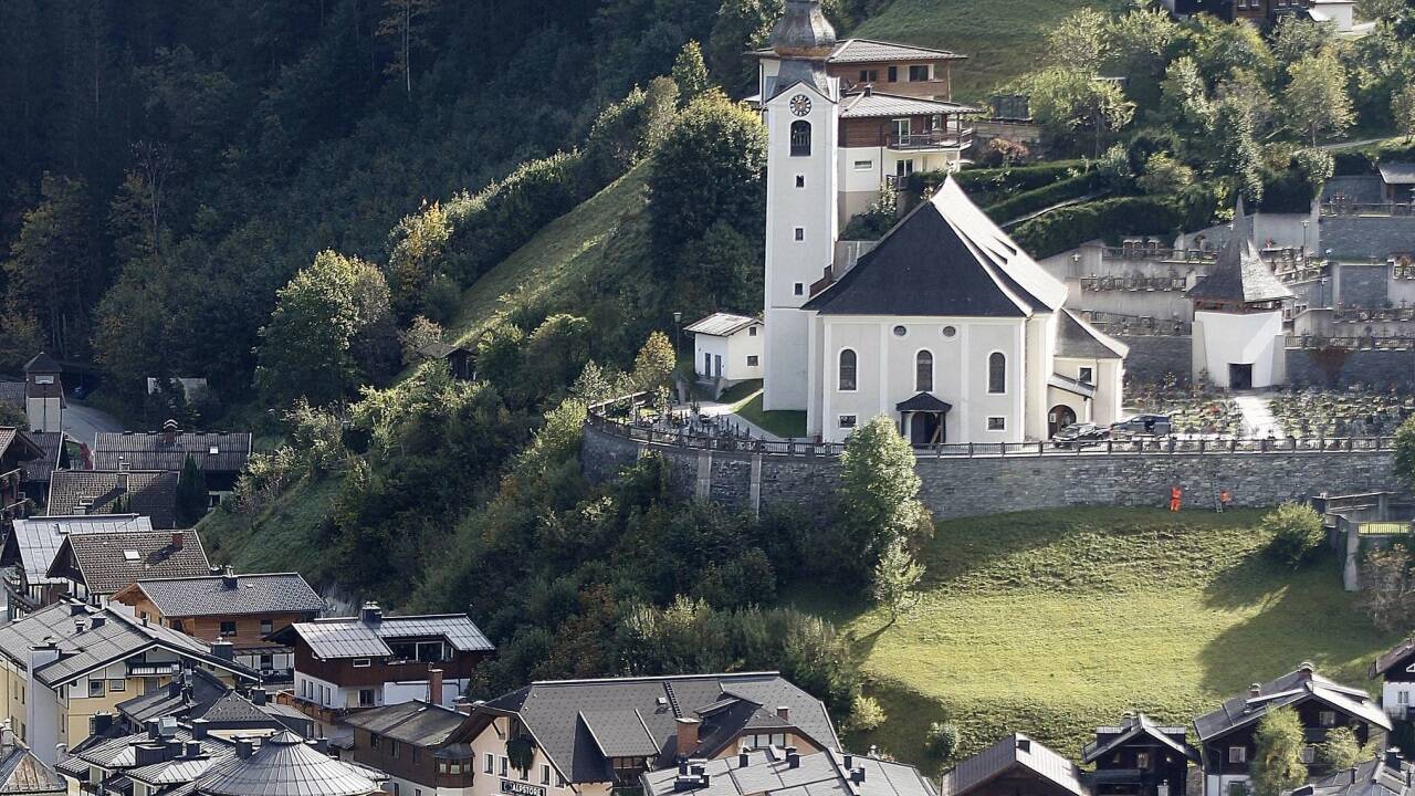 Erst im September 2023 kehrte Bernhard Rohrmoser nach 19 Jahren als Pfarrer in Mariapfarr ins heimatliche Großarltal zurück. Erst im September 2023 kehrte Bernhard Rohrmoser nach 19 Jahren als Pfarrer in Mariapfarr ins heimatliche Großarltal zurück.
