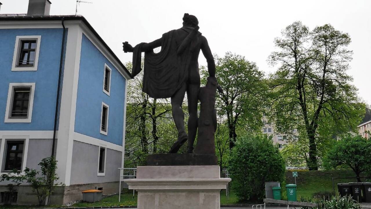 Ein gusseiserner „Apollo vom Belvedere“ aus der Mitte des 19. Jahrhunderts.  